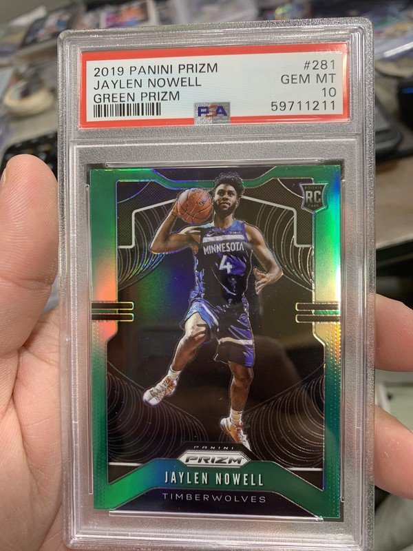 Beginner's Guide: Smart Sports Card Flipping Strategy